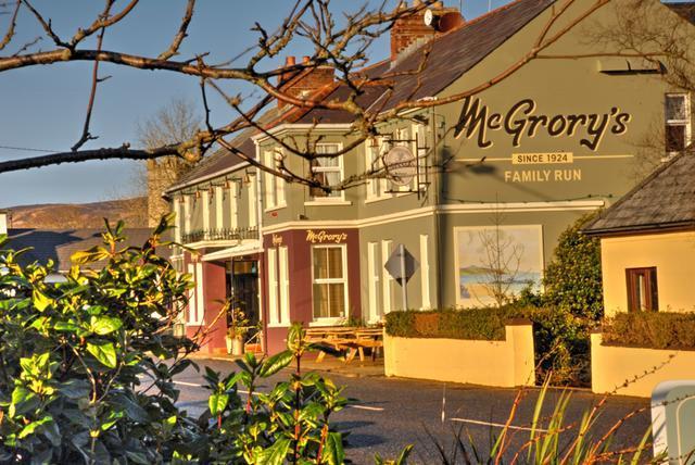 Mcgrory'S Hotel Culdaff Exterior photo